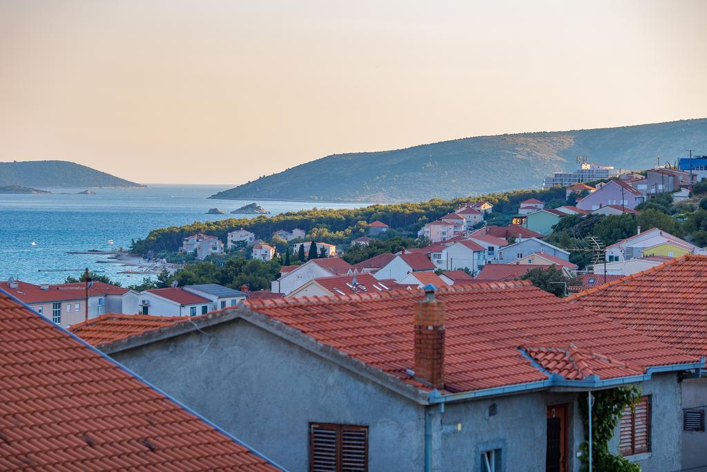 Apartment Drazena Trogir Exterior photo